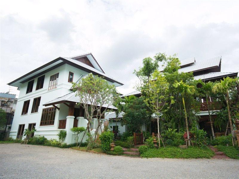Rich Garden House Hotel Chiang Mai Esterno foto